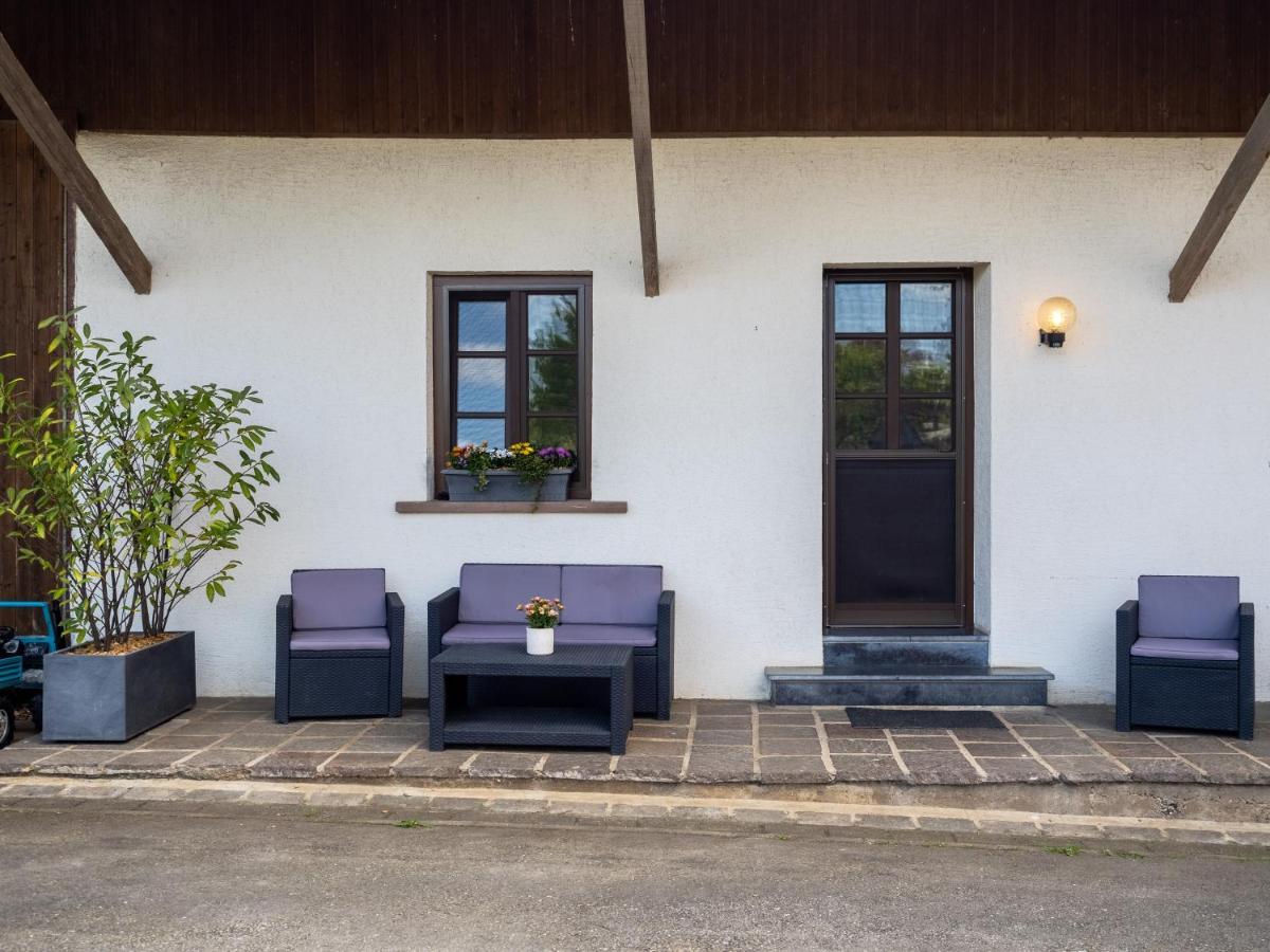 A Mechels Guest House Bettel Bagian luar foto